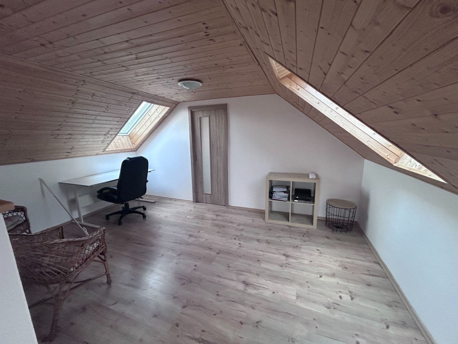 Pronájem domu 149 m², pozemek 504 m², Ratenice, Středočeský kraj Pronájem domu 149 m², pozemek 504 m², Ratenice, Středočeský kraj