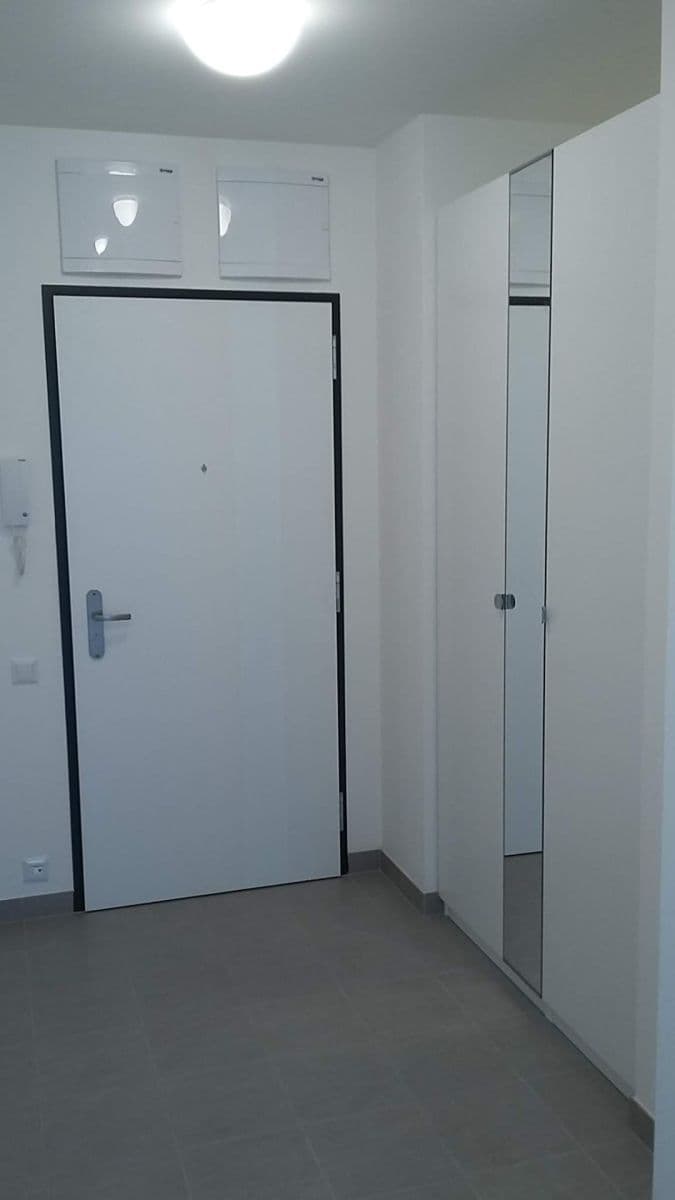 Pronájem bytu 2+kk 52 m², Olgy Havlové, Praha, Praha Pronájem bytu 2+kk 52 m², Olgy Havlové, Praha, Praha
