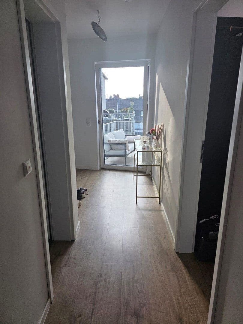 Pronájem bytu 2+1 63 m², Hannover, Dolní Sasko Pronájem bytu 2+1 63 m², Hannover, Dolní Sasko