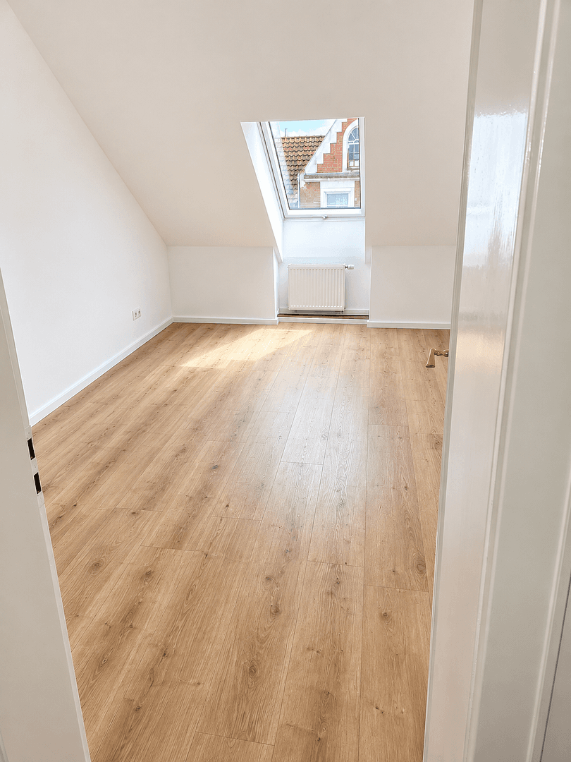 Pronájem bytu 3+1 50 m², Hahnenstraße 14, Hannover, Dolní Sasko Pronájem bytu 3+1 50 m², Hahnenstraße 14, Hannover, Dolní Sasko