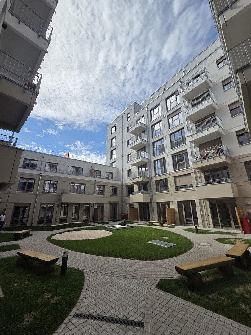 Pronájem bytu 2+1 50 m², Berlin, Berlín Pronájem bytu 2+1 50 m², Berlin, Berlín