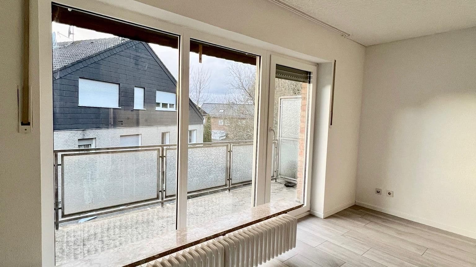Pronájem bytu 1+kk 34 m², Paderborn, Severní Porýní-Vestfálsko Pronájem bytu 1+kk 34 m², Paderborn, Severní Porýní-Vestfálsko