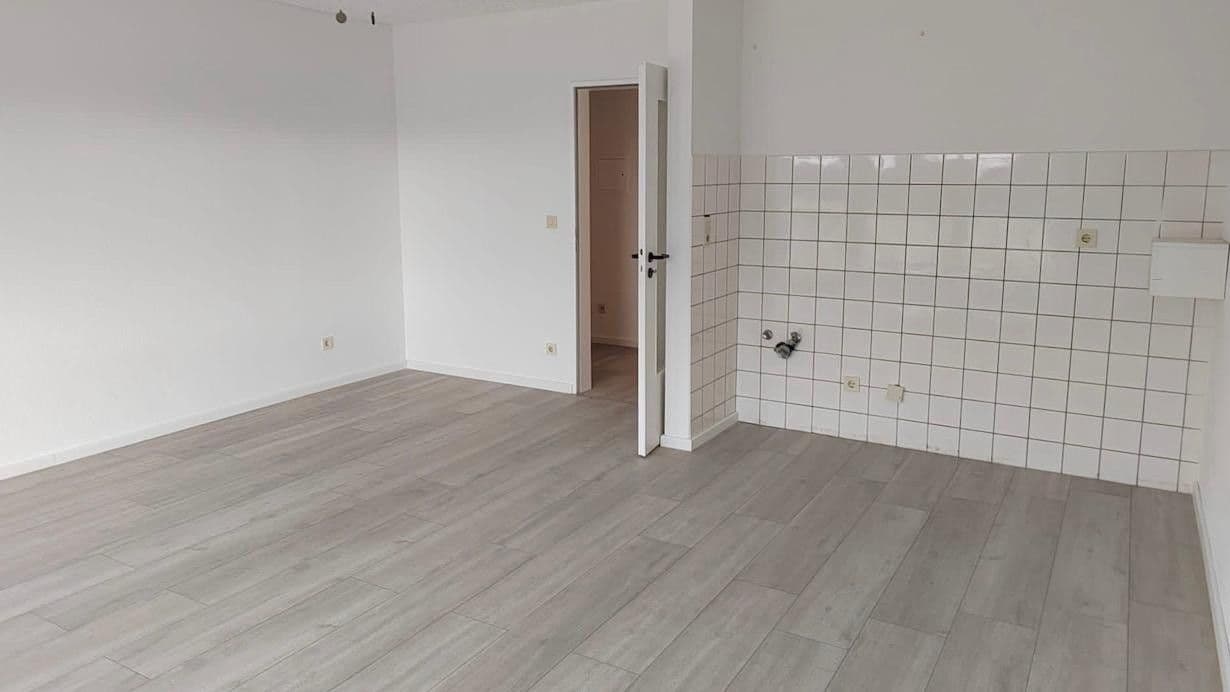 Pronájem bytu 1+kk 34 m², Paderborn, Severní Porýní-Vestfálsko Pronájem bytu 1+kk 34 m², Paderborn, Severní Porýní-Vestfálsko