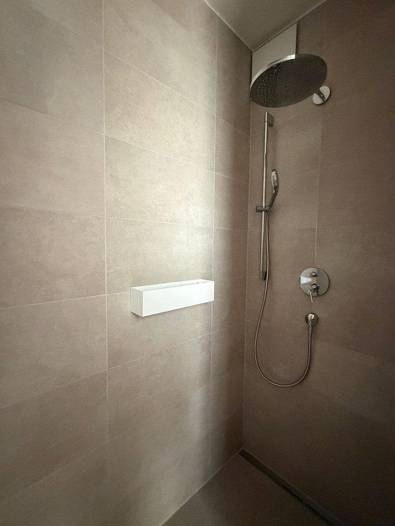 Pronájem bytu 2+1 59 m², Ferdinand-Happ-Str. 14c, Frankfurt, Hessen Pronájem bytu 2+1 59 m², Ferdinand-Happ-Str. 14c, Frankfurt, Hessen
