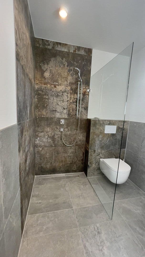 Pronájem bytu 4+kk 145 m², Unterer Welzberg 30, Calw, Bádensko-Württembersko Pronájem bytu 4+kk 145 m², Unterer Welzberg 30, Calw, Bádensko-Württembersko