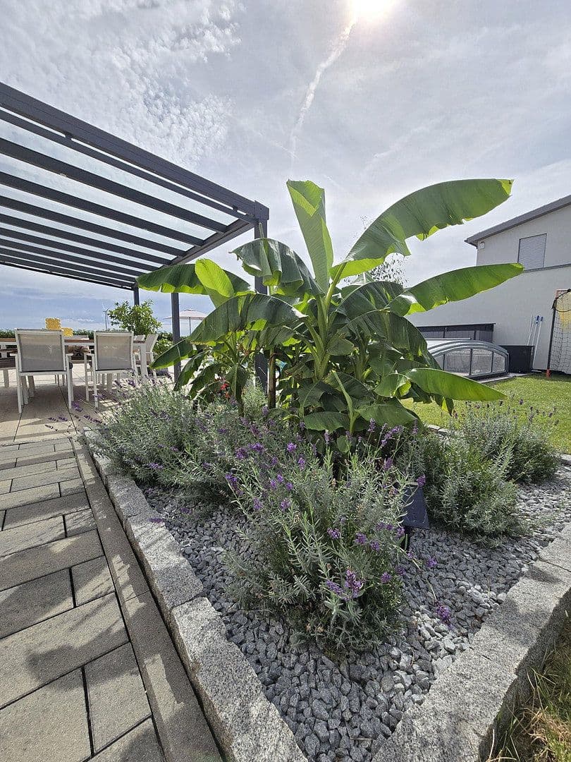 Prodej domu 191 m², pozemek 740 m², Eschach, Bádensko-Württembersko Prodej domu 191 m², pozemek 740 m², Eschach, Bádensko-Württembersko