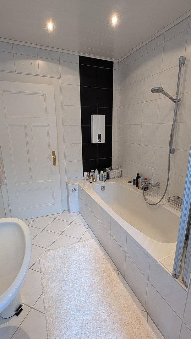 Prodej bytu 5+kk 155 m², Weisenbach, Bádensko-Württembersko Prodej bytu 5+kk 155 m², Weisenbach, Bádensko-Württembersko