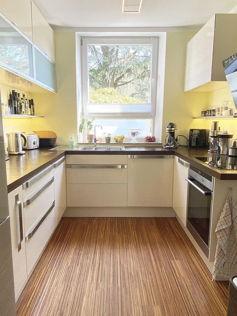Prodej domu 264 m², pozemek 857 m², Glashütten, Hessen Prodej domu 264 m², pozemek 857 m², Glashütten, Hessen