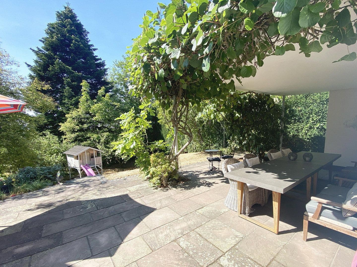 Prodej domu 264 m², pozemek 857 m², Glashütten, Hessen Prodej domu 264 m², pozemek 857 m², Glashütten, Hessen