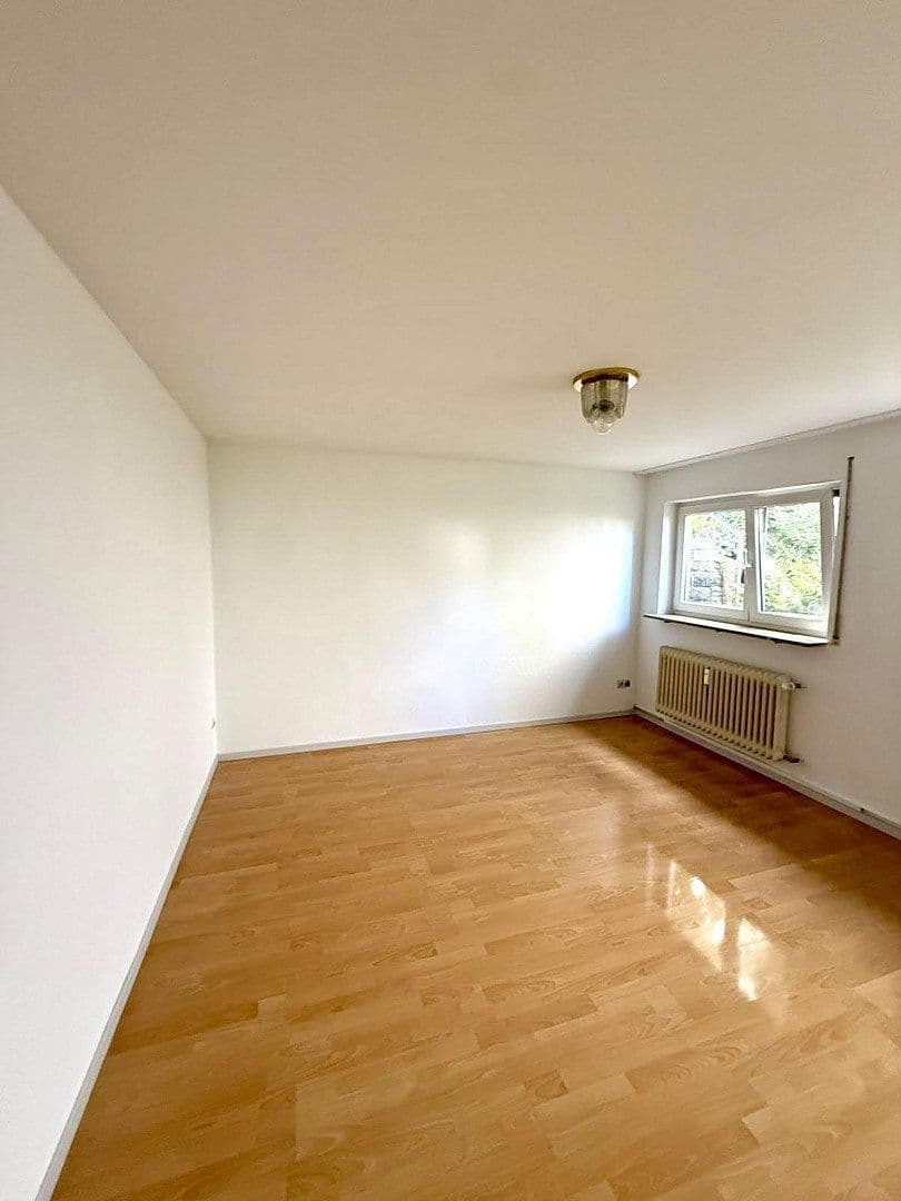 Pronájem bytu 2+1 40 m², Ludwigsburg, Bádensko-Württembersko Pronájem bytu 2+1 40 m², Ludwigsburg, Bádensko-Württembersko