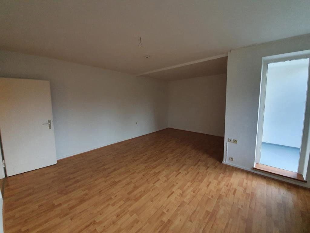 Pronájem bytu 1+1 35 m², Kulenkampffallee 137, Bremen, Bremen Pronájem bytu 1+1 35 m², Kulenkampffallee 137, Bremen, Bremen