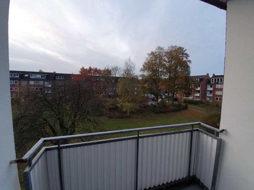 Pronájem bytu 1+1 35 m², Kulenkampffallee 137, Bremen, Bremen Pronájem bytu 1+1 35 m², Kulenkampffallee 137, Bremen, Bremen