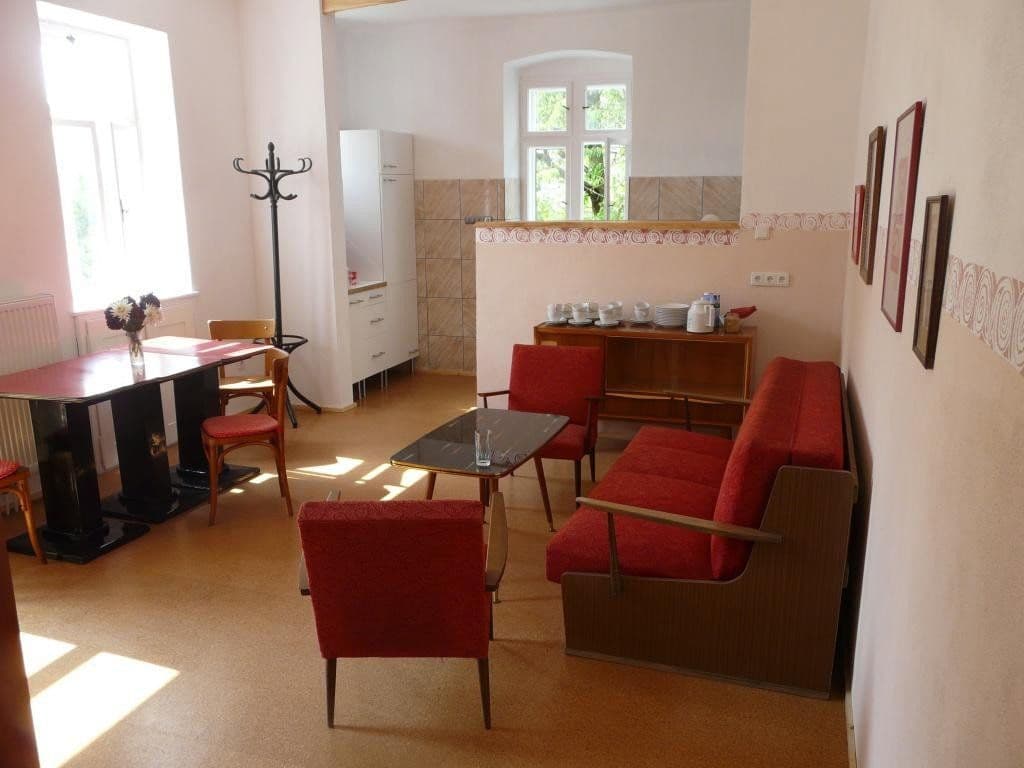 Prodej domu 330 m², pozemek 1.425 m², Bundesstr. 5, Schwarzenau, Dolní Rakousko Prodej domu 330 m², pozemek 1.425 m², Bundesstr. 5, Schwarzenau, Dolní Rakousko