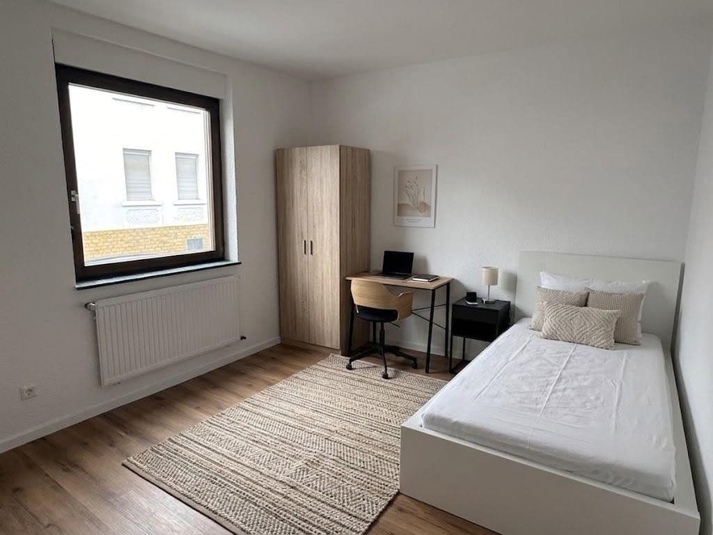 Pronájem bytu 1+1 15 m², Ludwigsburger Straße 107, Heilbronn, Bádensko-Württembersko Pronájem bytu 1+1 15 m², Ludwigsburger Straße 107, Heilbronn, Bádensko-Württembersko