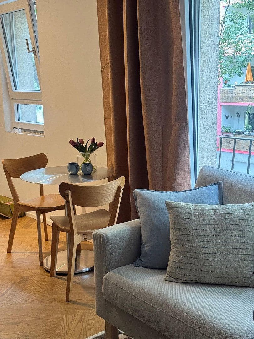 Prodej bytu 1+1 30 m², Fritschestraße 55, Berlin, Berlín Prodej bytu 1+1 30 m², Fritschestraße 55, Berlin, Berlín