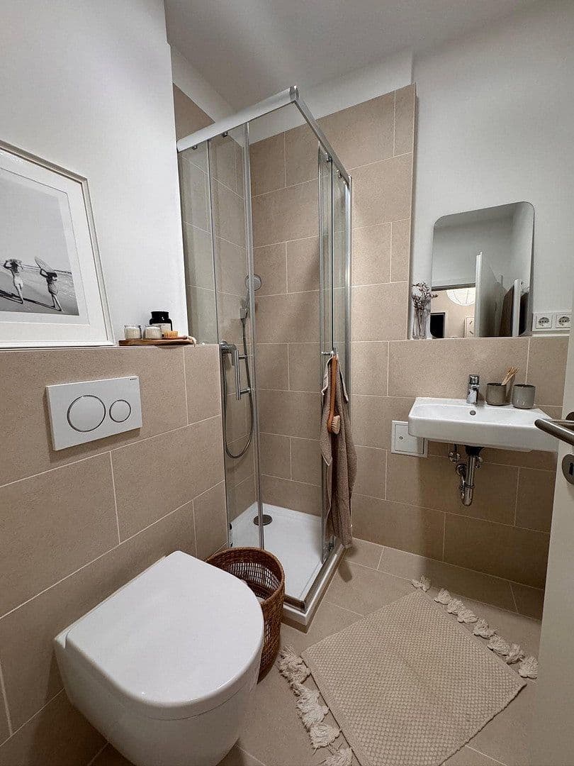 Prodej bytu 1+1 30 m², Fritschestraße 55, Berlin, Berlín Prodej bytu 1+1 30 m², Fritschestraße 55, Berlin, Berlín