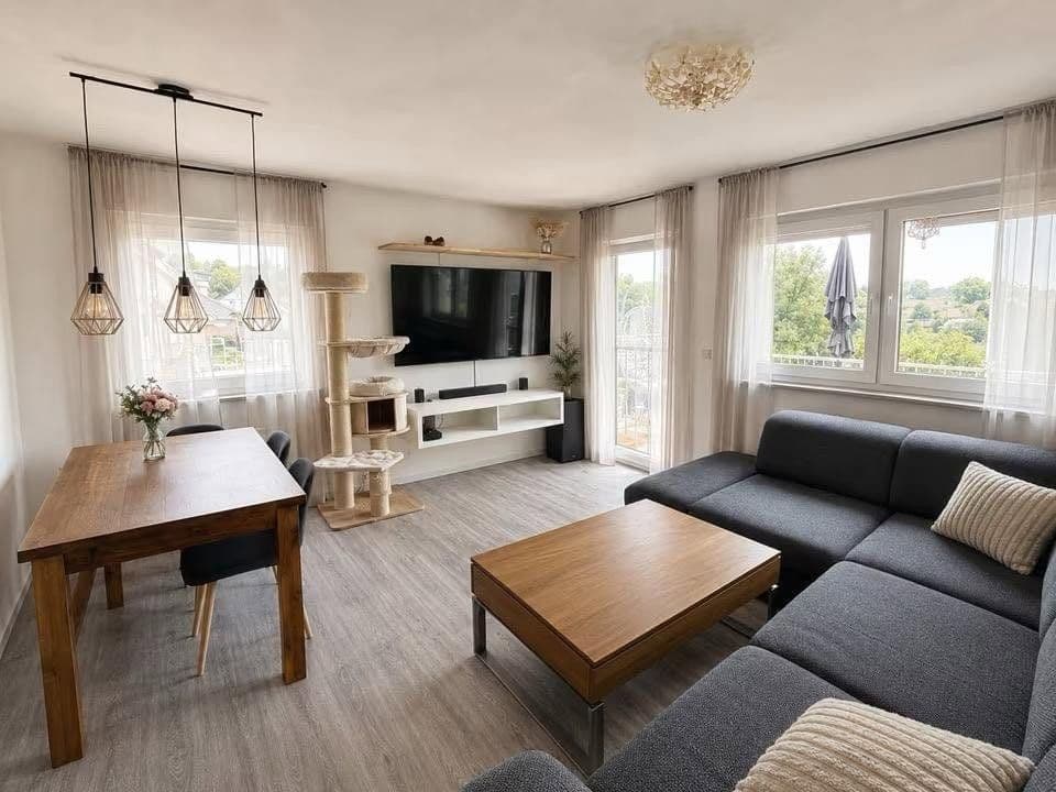 Pronájem bytu 3+1 76 m², Schotten, Hessen Pronájem bytu 3+1 76 m², Schotten, Hessen