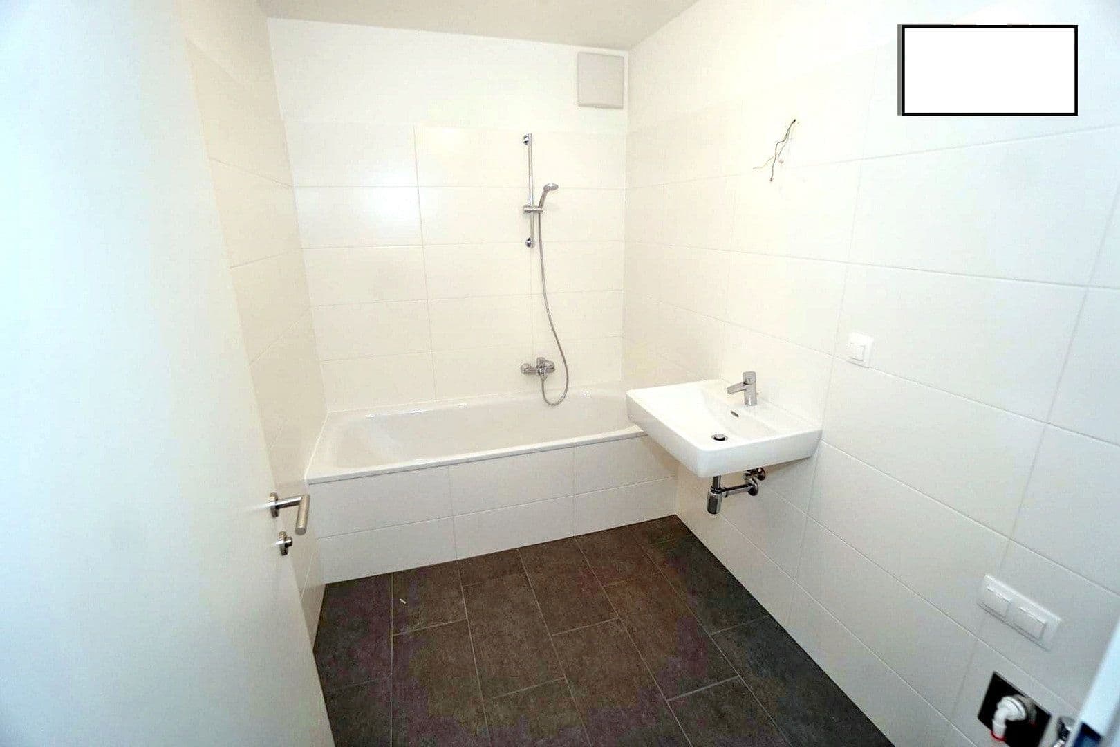 Pronájem bytu 2+1 55 m², Adolf Czettel Gasse 9, Wien, Wien Pronájem bytu 2+1 55 m², Adolf Czettel Gasse 9, Wien, Wien