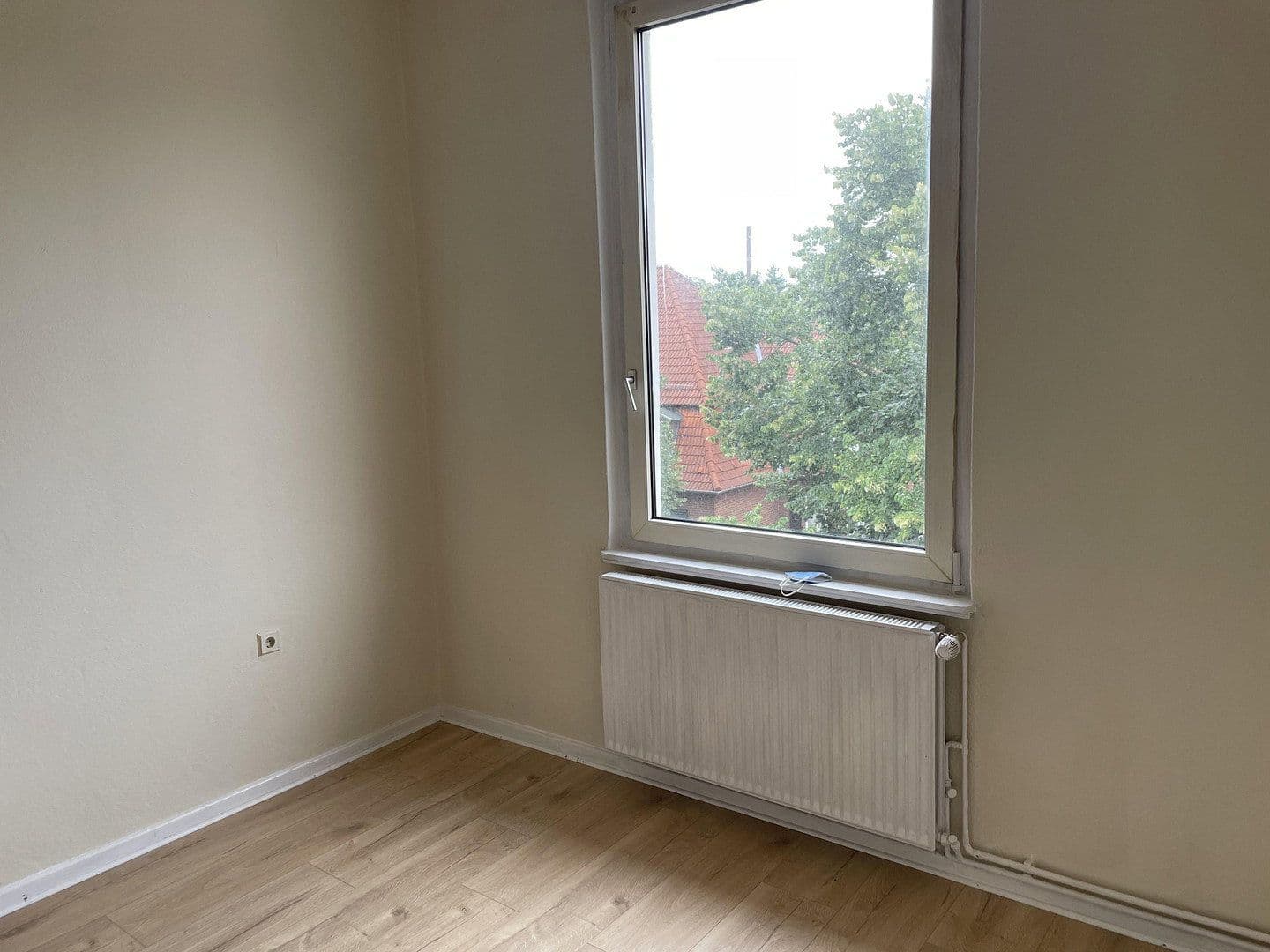 Pronájem bytu 2+1 43 m², Liebigstraße 74, Osnabrück, Dolní Sasko Pronájem bytu 2+1 43 m², Liebigstraße 74, Osnabrück, Dolní Sasko