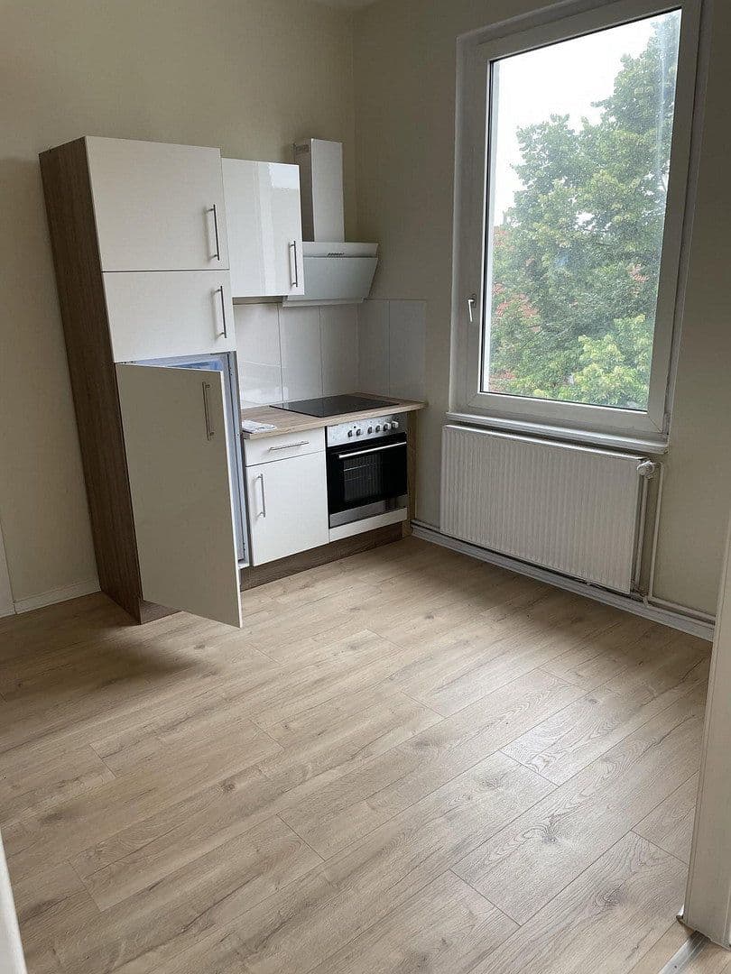 Pronájem bytu 2+1 43 m², Liebigstraße 74, Osnabrück, Dolní Sasko Pronájem bytu 2+1 43 m², Liebigstraße 74, Osnabrück, Dolní Sasko