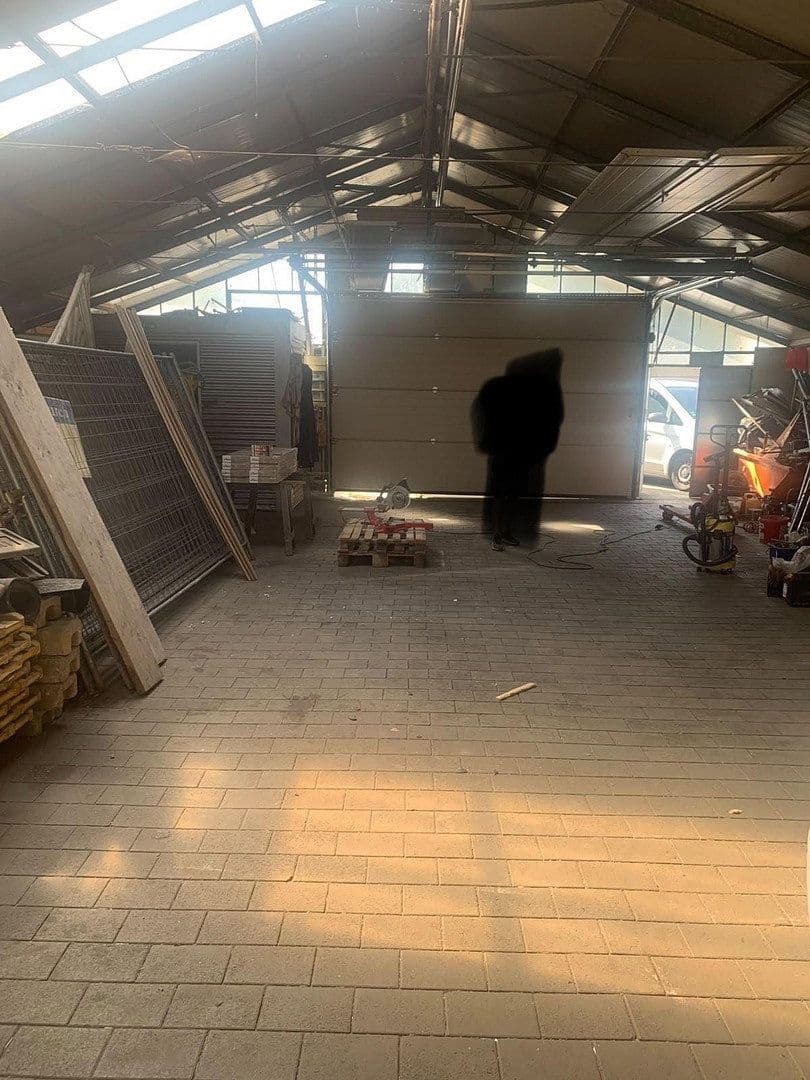 Pronájem nebytového prostoru 350 m², Wiesbaden, Hessen Pronájem nebytového prostoru 350 m², Wiesbaden, Hessen