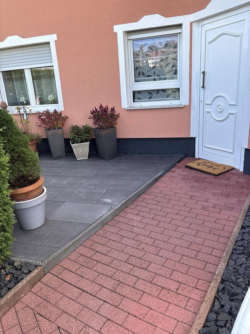 Pronájem bytu 2+1 60 m², Idstein, Hessen Pronájem bytu 2+1 60 m², Idstein, Hessen