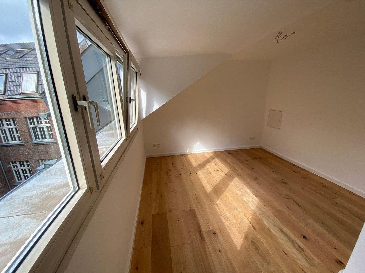 Pronájem bytu 2+1 34 m², Blücherstraße 8, Köln, Severní Porýní-Vestfálsko Pronájem bytu 2+1 34 m², Blücherstraße 8, Köln, Severní Porýní-Vestfálsko