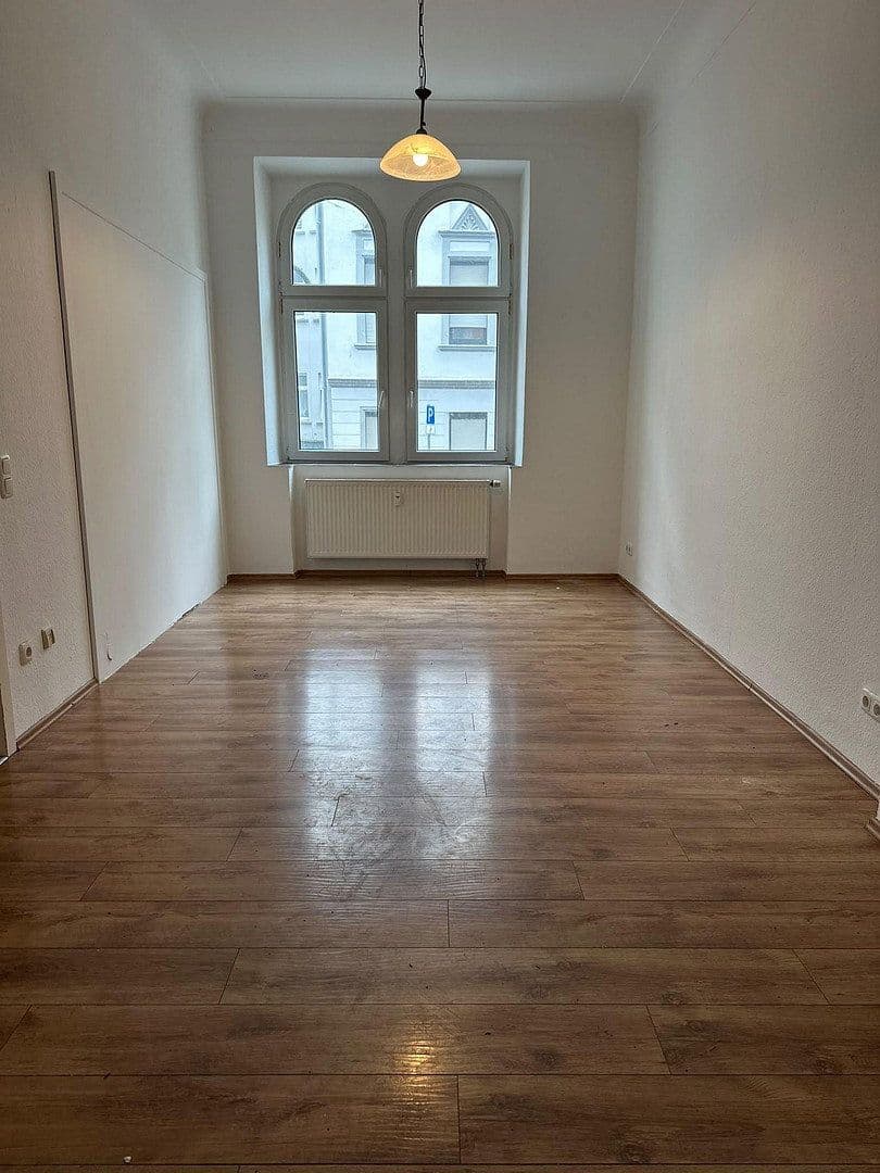 Pronájem bytu 3+1 77 m², Van Meenen Str 4, Solingen, Severní Porýní-Vestfálsko Pronájem bytu 3+1 77 m², Van Meenen Str 4, Solingen, Severní Porýní-Vestfálsko