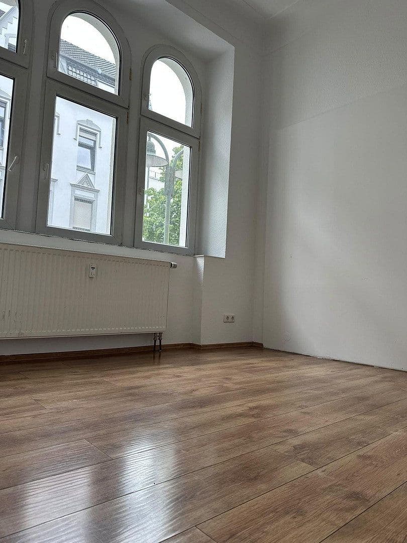 Pronájem bytu 3+1 77 m², Van Meenen Str 4, Solingen, Severní Porýní-Vestfálsko Pronájem bytu 3+1 77 m², Van Meenen Str 4, Solingen, Severní Porýní-Vestfálsko