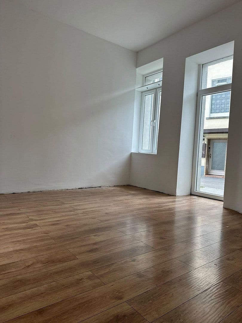 Pronájem bytu 3+1 77 m², Van Meenen Str 4, Solingen, Severní Porýní-Vestfálsko Pronájem bytu 3+1 77 m², Van Meenen Str 4, Solingen, Severní Porýní-Vestfálsko