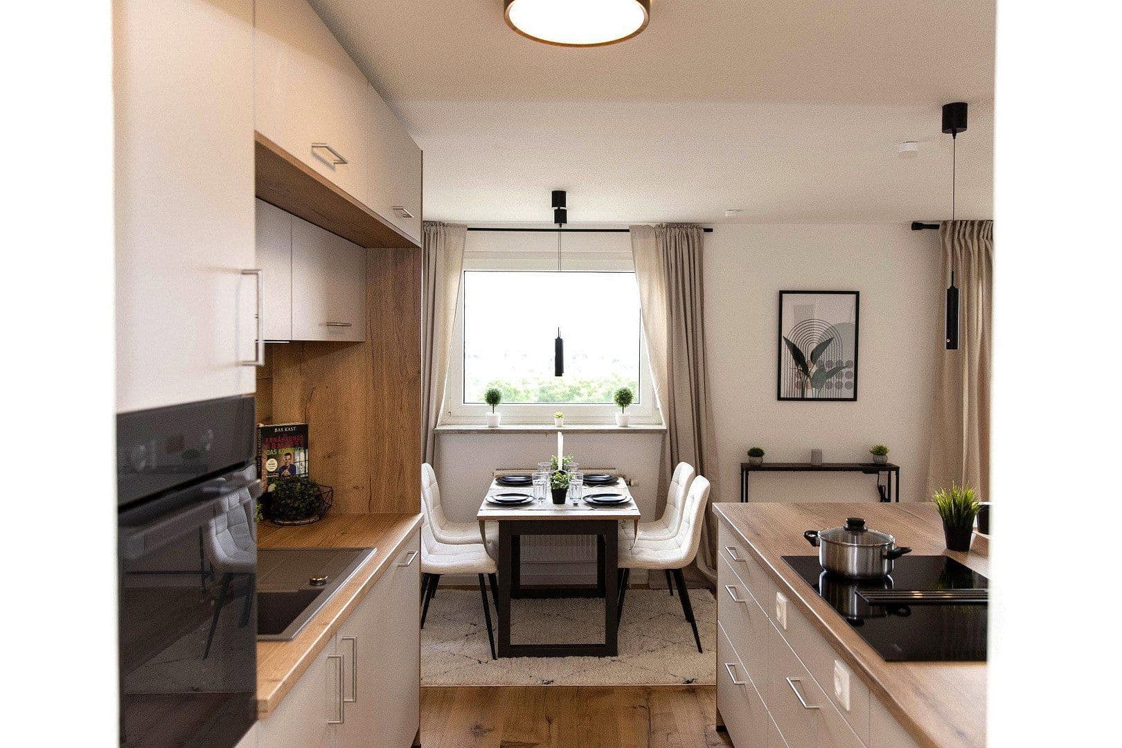 Pronájem bytu 3+1 88 m², Goethering 54, Stein, Bavorsko Pronájem bytu 3+1 88 m², Goethering 54, Stein, Bavorsko