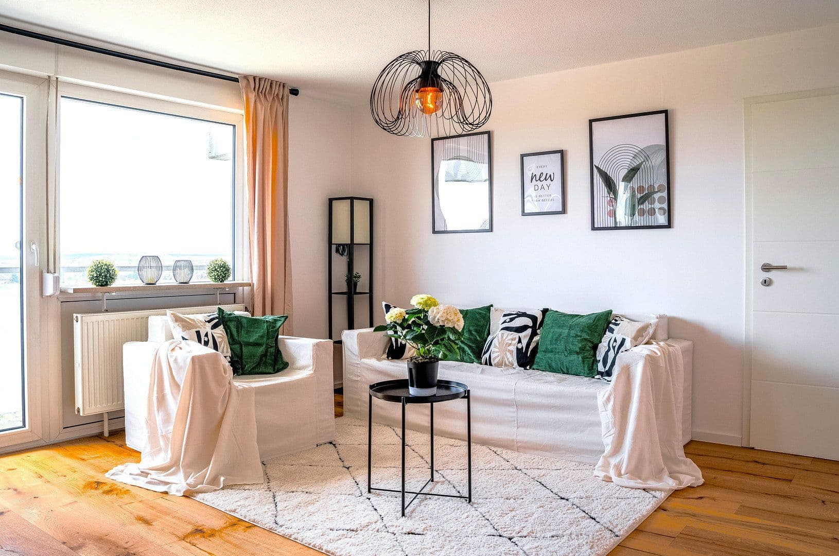 Pronájem bytu 3+1 88 m², Goethering 54, Stein, Bavorsko Pronájem bytu 3+1 88 m², Goethering 54, Stein, Bavorsko