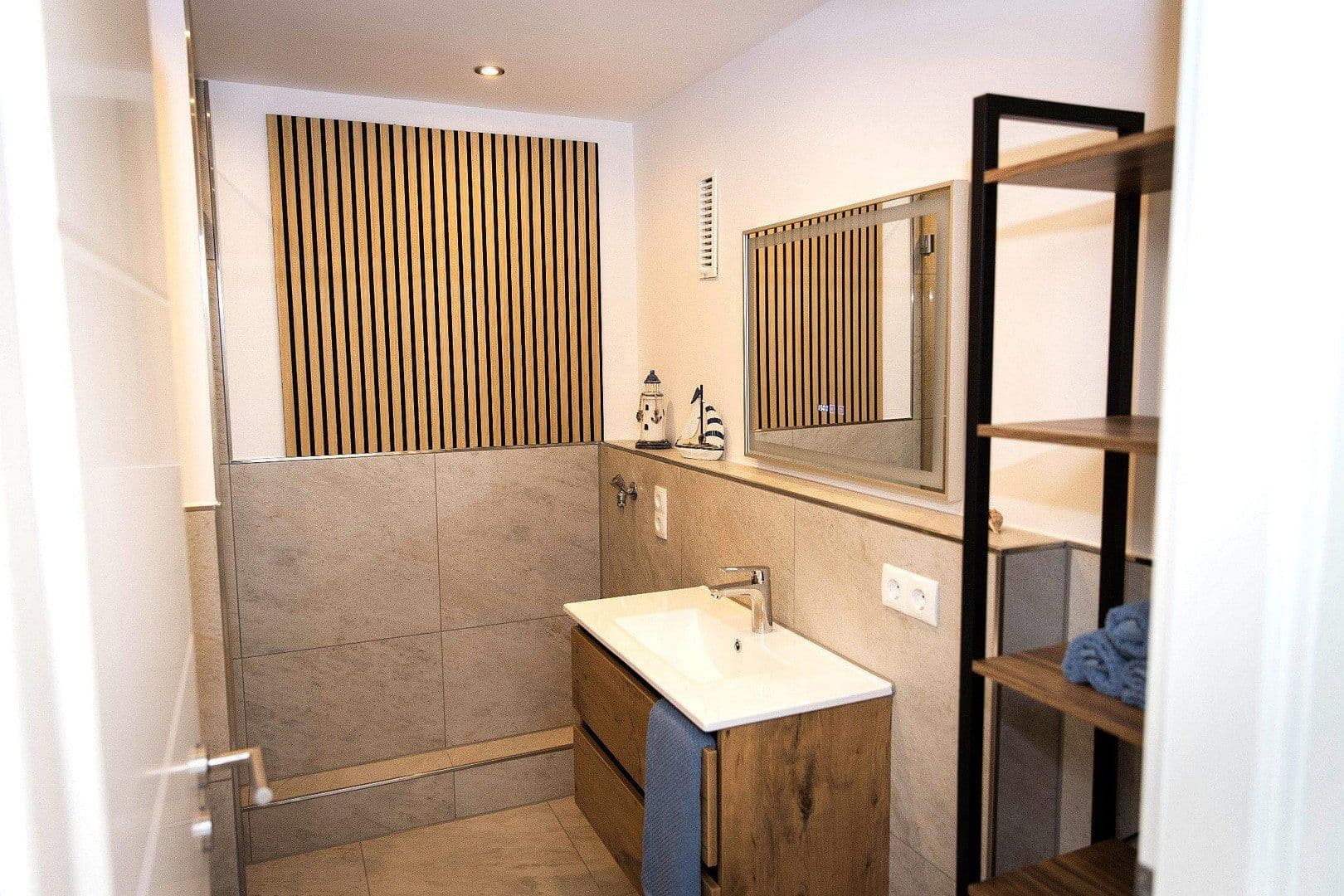 Pronájem bytu 3+1 88 m², Goethering 54, Stein, Bavorsko Pronájem bytu 3+1 88 m², Goethering 54, Stein, Bavorsko