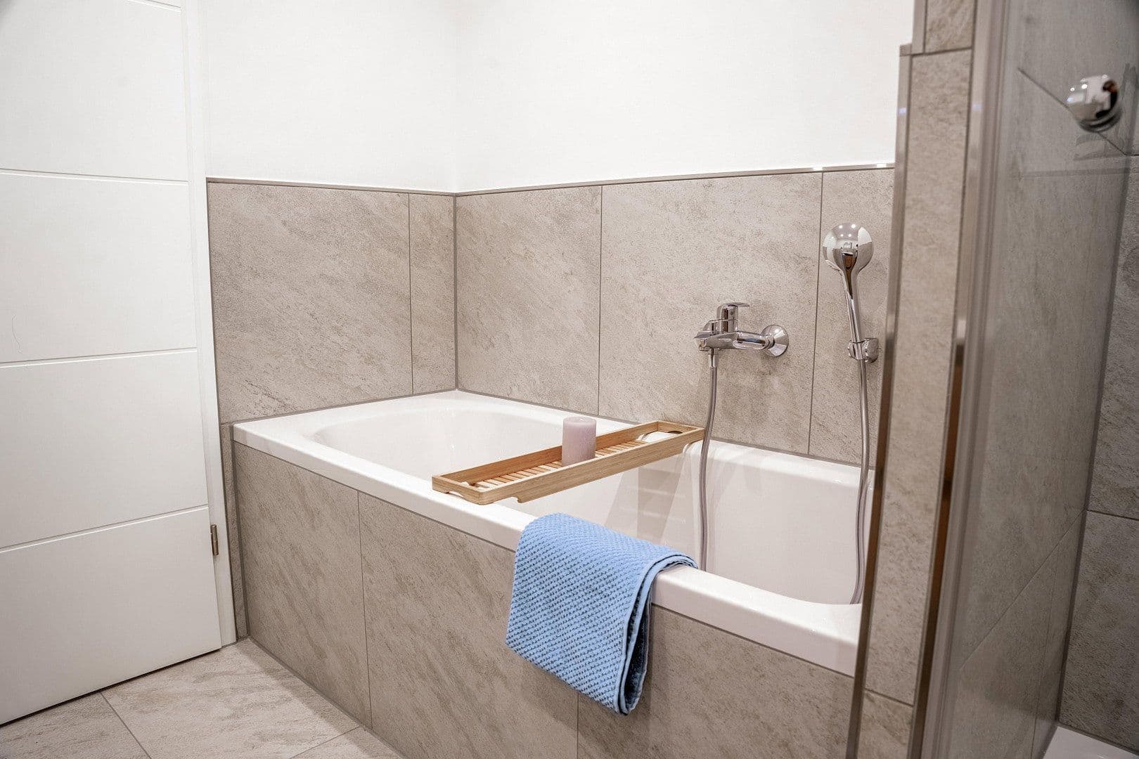 Pronájem bytu 3+1 88 m², Goethering 54, Stein, Bavorsko Pronájem bytu 3+1 88 m², Goethering 54, Stein, Bavorsko