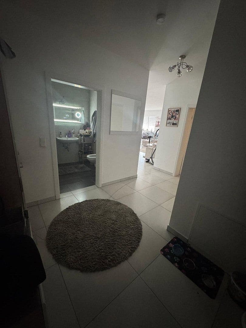 Pronájem bytu 7+1 164 m², Bantzerweg 4 A, Gießen, Hessen Pronájem bytu 7+1 164 m², Bantzerweg 4 A, Gießen, Hessen