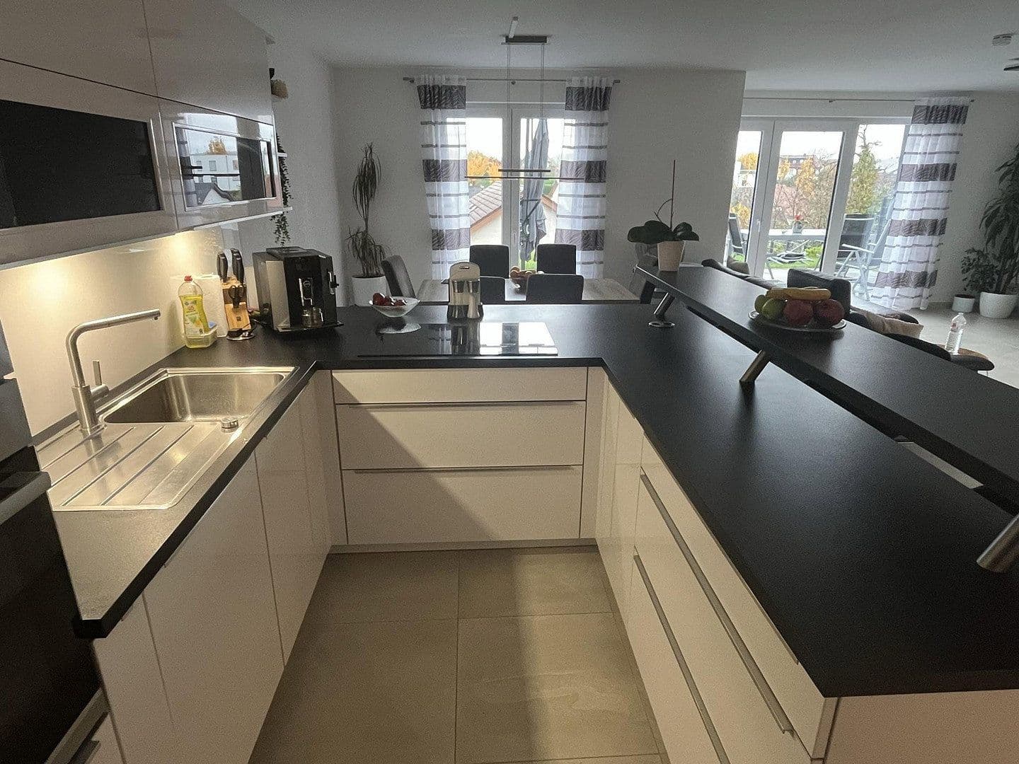 Pronájem bytu 4+1 117 m², Amselrain 34, Oberderdingen, Bádensko-Württembersko Pronájem bytu 4+1 117 m², Amselrain 34, Oberderdingen, Bádensko-Württembersko