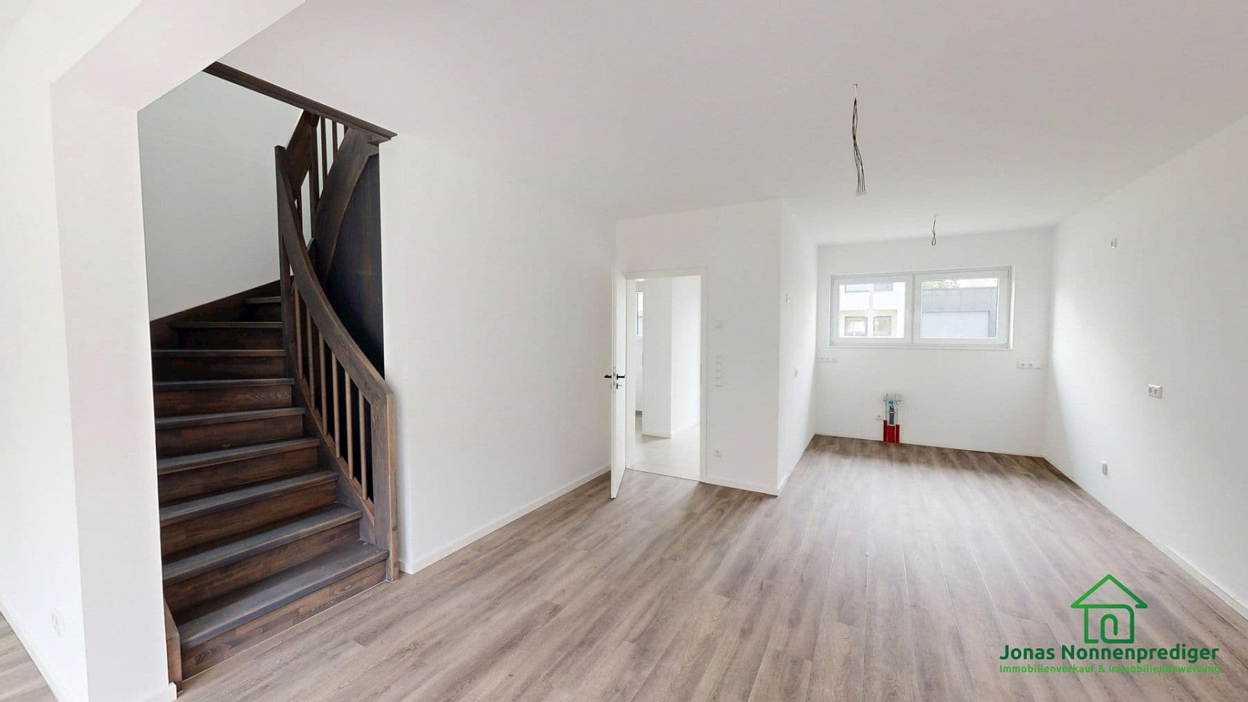 Prodej domu 144 m², pozemek 337 m², Kühls Acker 18, Schwerin, Mecklenburg-Vorpommern Prodej domu 144 m², pozemek 337 m², Kühls Acker 18, Schwerin, Mecklenburg-Vorpommern