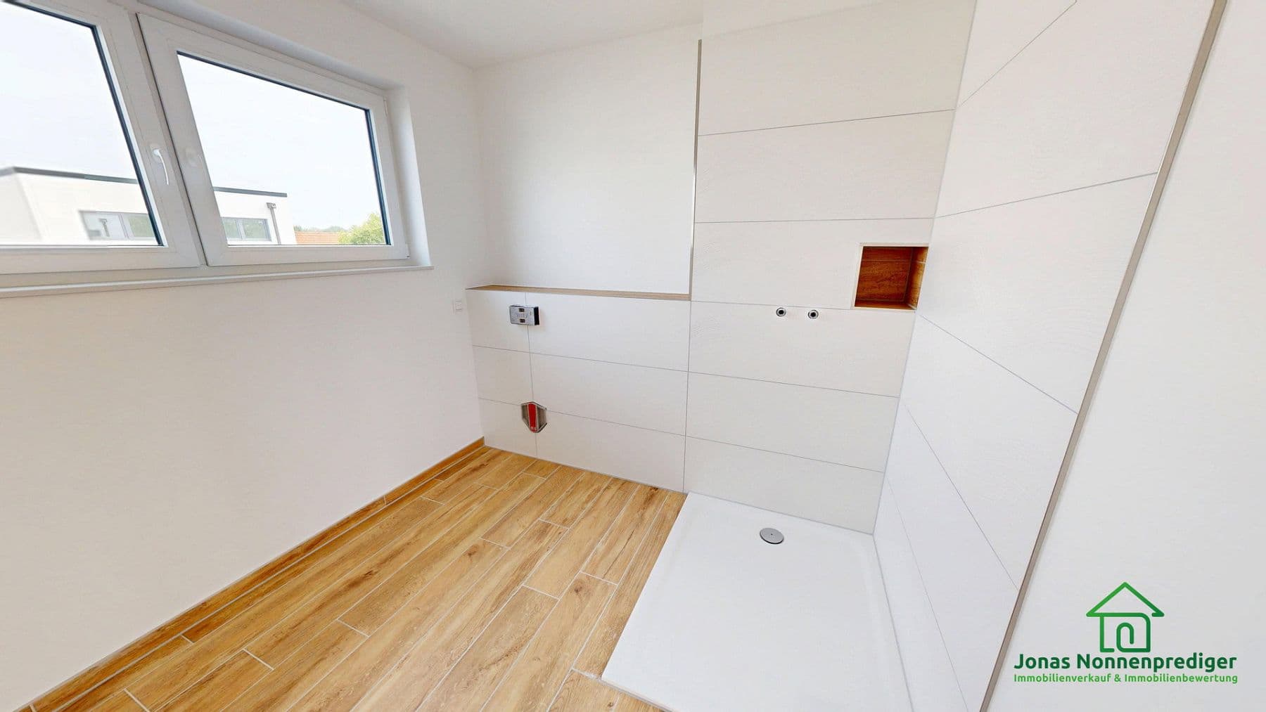 Prodej domu 144 m², pozemek 337 m², Kühls Acker 18, Schwerin, Mecklenburg-Vorpommern Prodej domu 144 m², pozemek 337 m², Kühls Acker 18, Schwerin, Mecklenburg-Vorpommern