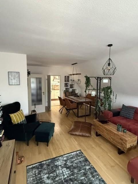 Pronájem bytu 3+1 95 m², Cáchy, Severní Porýní-Vestfálsko Pronájem bytu 3+1 95 m², Cáchy, Severní Porýní-Vestfálsko