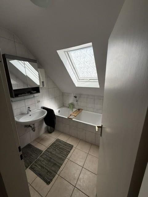 Pronájem bytu 3+1 95 m², Cáchy, Severní Porýní-Vestfálsko Pronájem bytu 3+1 95 m², Cáchy, Severní Porýní-Vestfálsko
