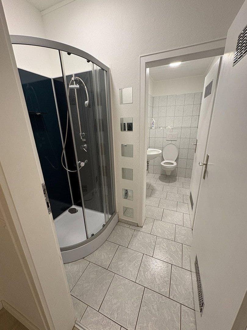 Pronájem bytu 4+1 128 m², Wiesbaden, Hessen Pronájem bytu 4+1 128 m², Wiesbaden, Hessen