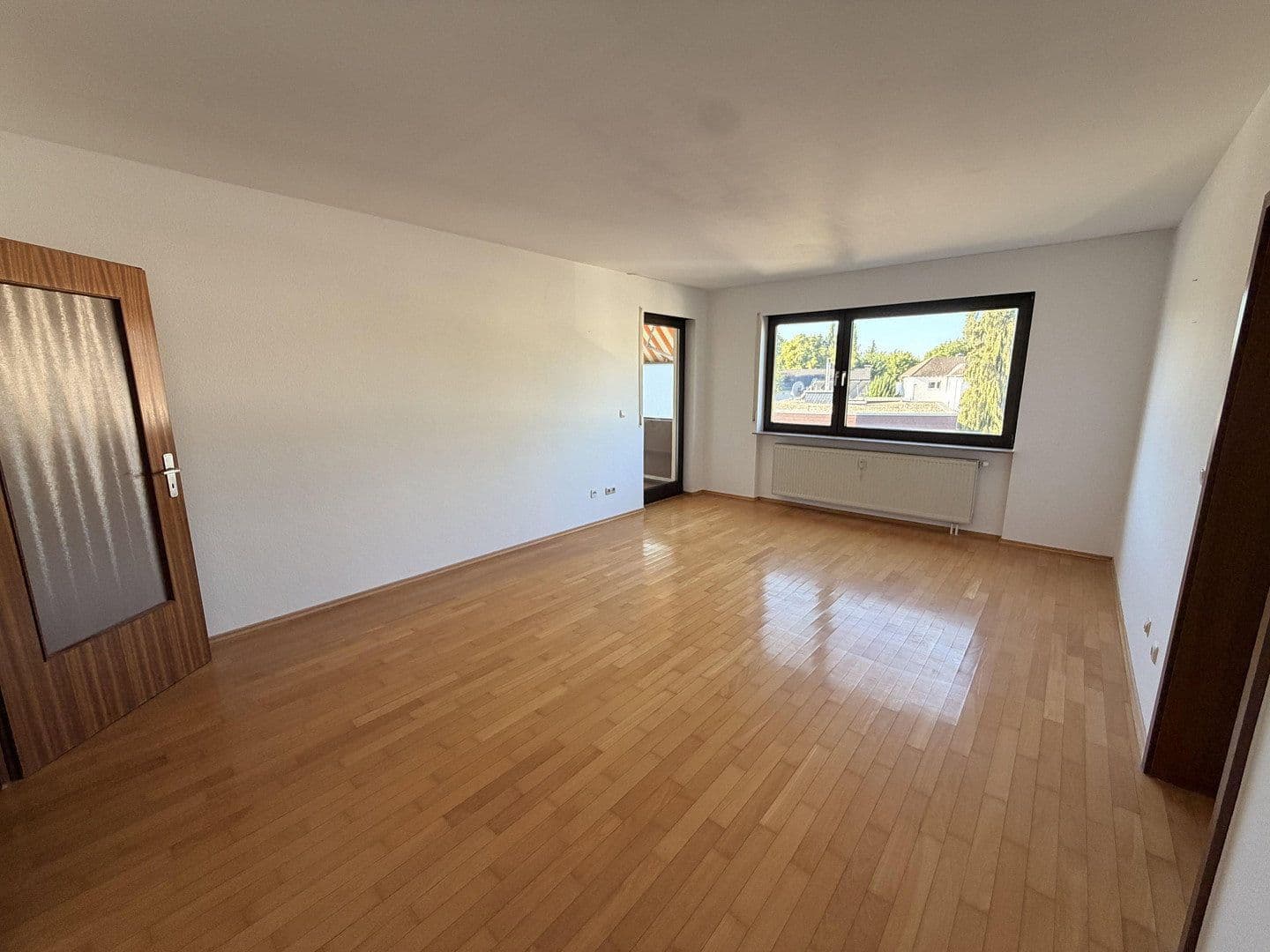 Pronájem bytu 2+1 63 m², Oberursel (Taunus), Hessen Pronájem bytu 2+1 63 m², Oberursel (Taunus), Hessen