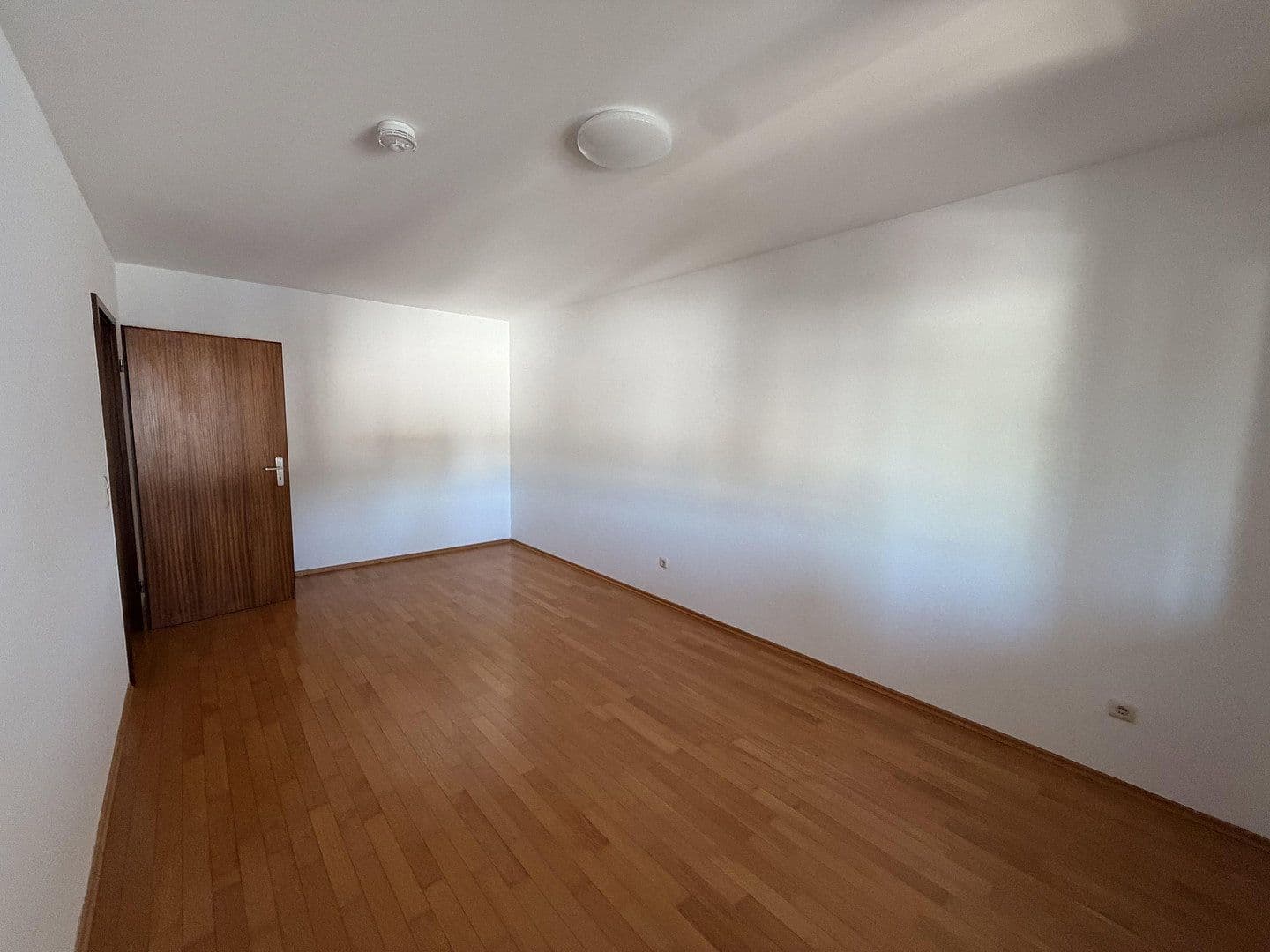 Pronájem bytu 2+1 63 m², Oberursel (Taunus), Hessen Pronájem bytu 2+1 63 m², Oberursel (Taunus), Hessen