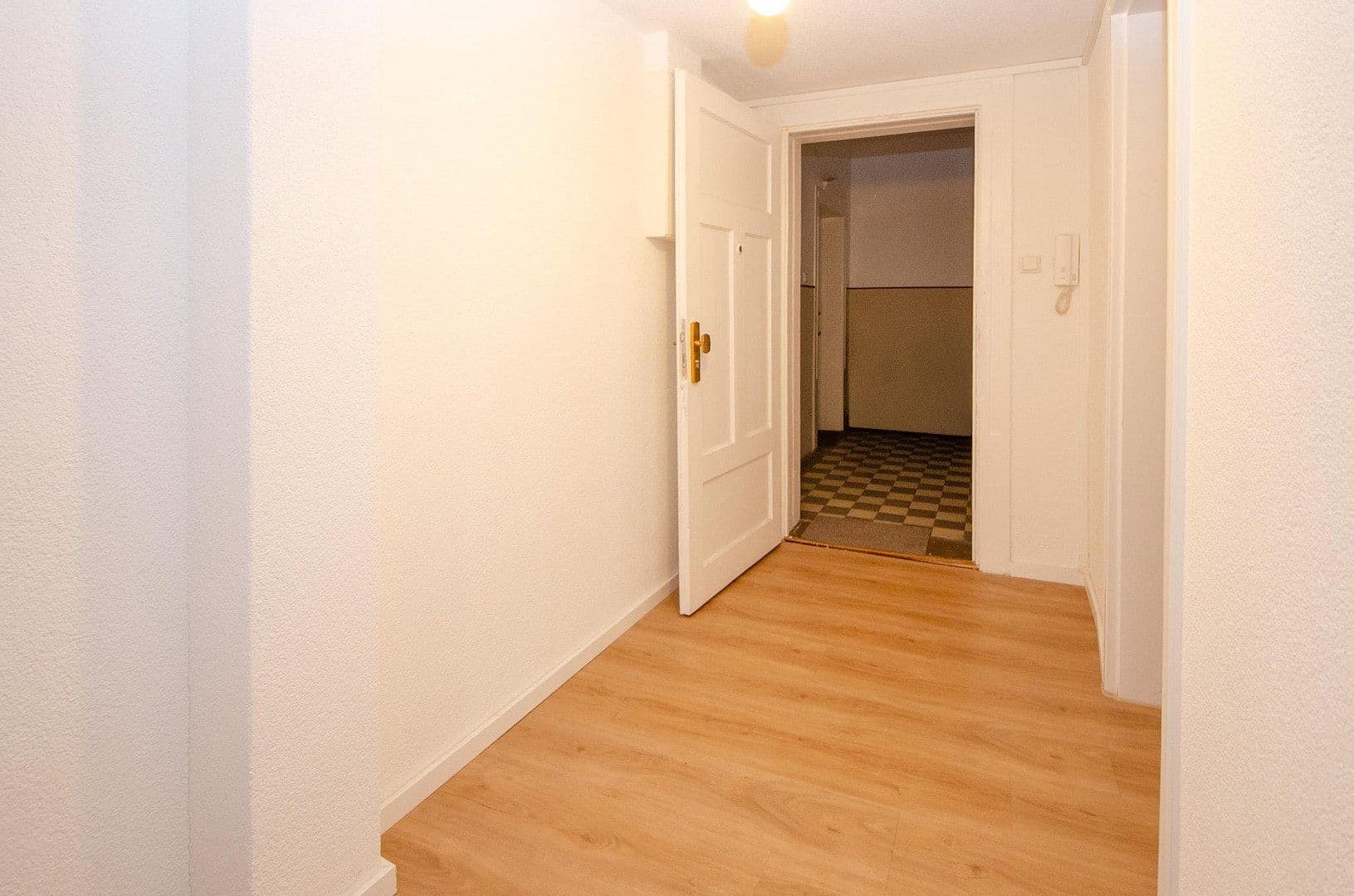Prodej bytu 2+1 51 m², Schulstr. 43, München, Bavorsko Prodej bytu 2+1 51 m², Schulstr. 43, München, Bavorsko