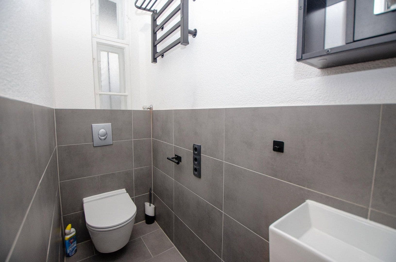 Prodej bytu 2+1 51 m², Schulstr. 43, München, Bavorsko Prodej bytu 2+1 51 m², Schulstr. 43, München, Bavorsko