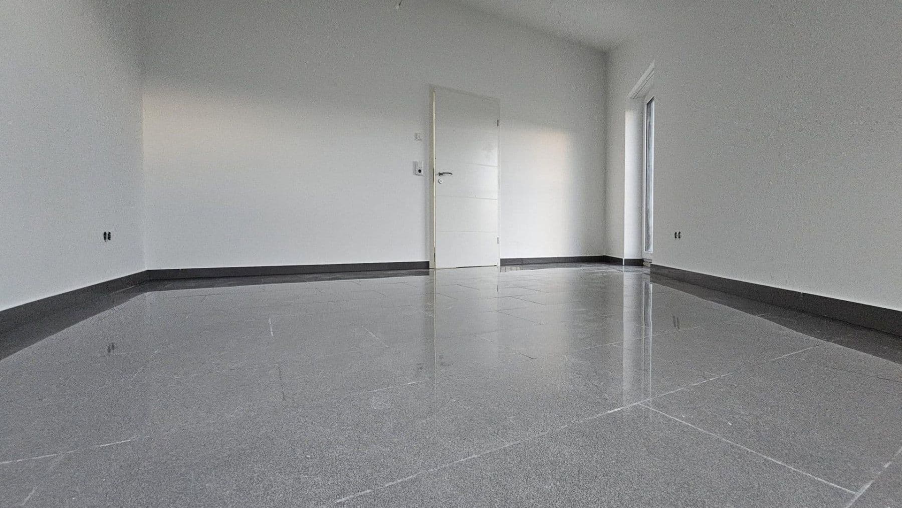 Pronájem bytu 3+1 80 m², Bad Vilbel, Hessen Pronájem bytu 3+1 80 m², Bad Vilbel, Hessen