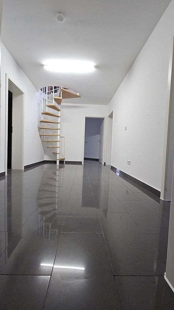 Pronájem bytu 3+1 80 m², Bad Vilbel, Hessen Pronájem bytu 3+1 80 m², Bad Vilbel, Hessen