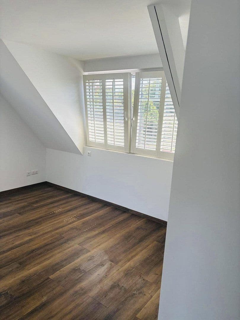 Prodej domu 161 m², pozemek 786 m², Dorfstraße 16 A, Fahrdorf, Šlesvicko-Holštýnsko Prodej domu 161 m², pozemek 786 m², Dorfstraße 16 A, Fahrdorf, Šlesvicko-Holštýnsko
