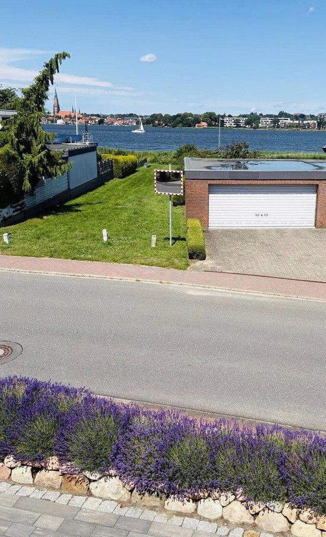 Prodej domu 161 m², pozemek 786 m², Dorfstraße 16 A, Fahrdorf, Šlesvicko-Holštýnsko Prodej domu 161 m², pozemek 786 m², Dorfstraße 16 A, Fahrdorf, Šlesvicko-Holštýnsko