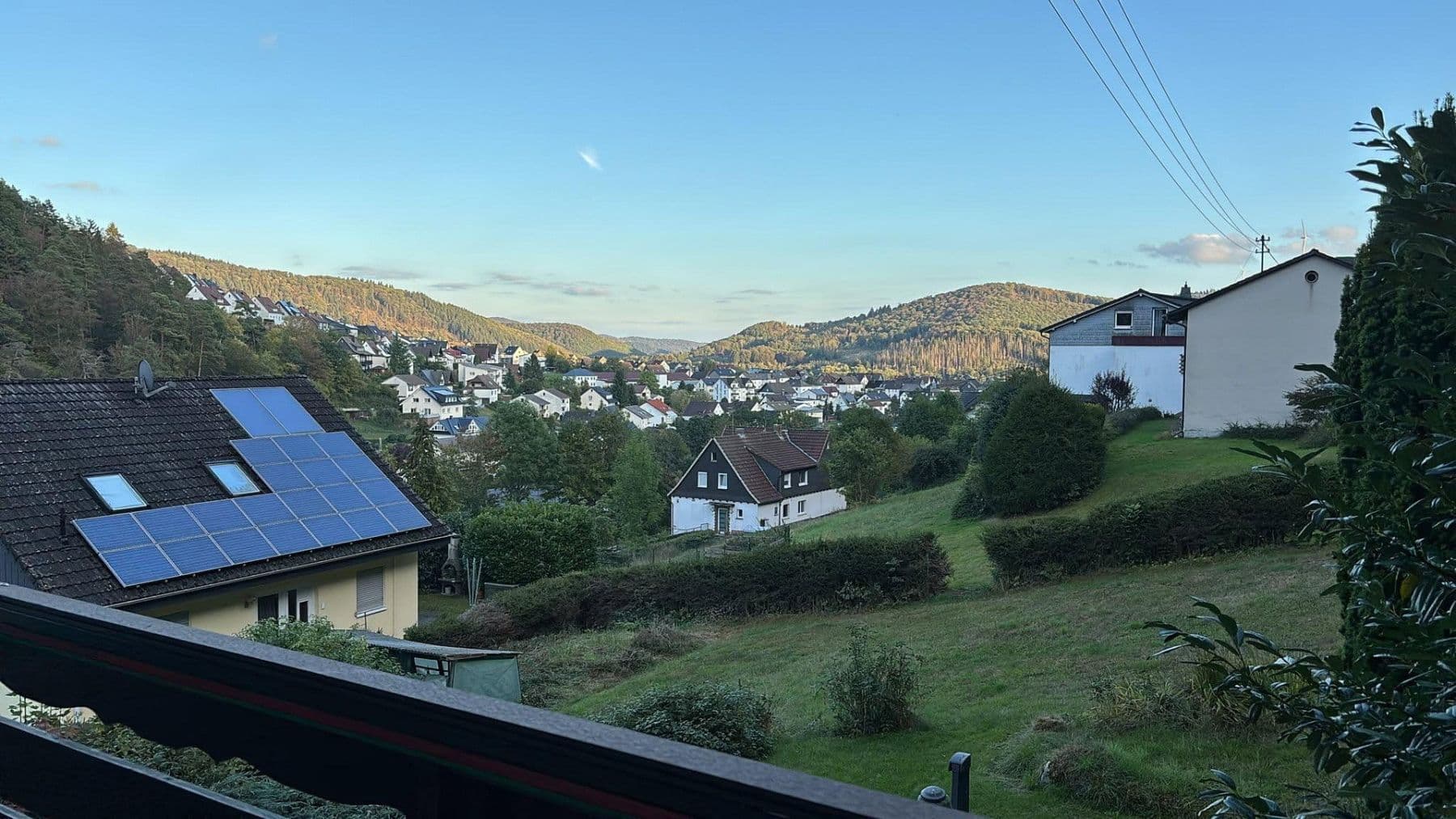 Prodej domu 120 m², pozemek 1.096 m², Biedenkopf, Hessen Prodej domu 120 m², pozemek 1.096 m², Biedenkopf, Hessen